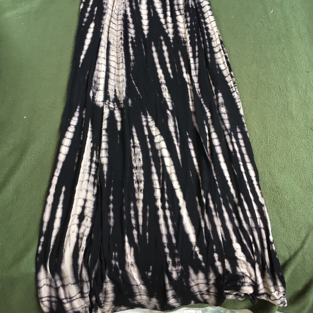 Black and Tan urban outfitters maxi skirt